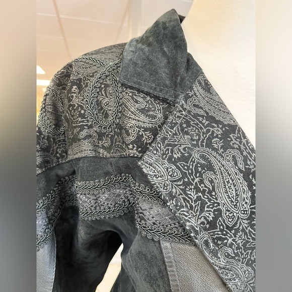 Vintage leather jacket - Picture 2 of 4